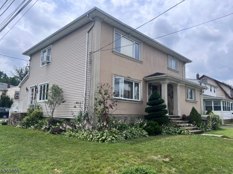 Photo of Listing #3973639