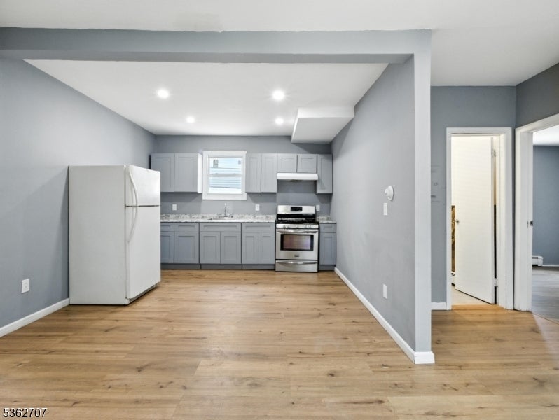 Photo of Listing #3974470