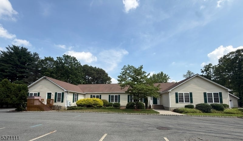 Photo of Listing #3974829