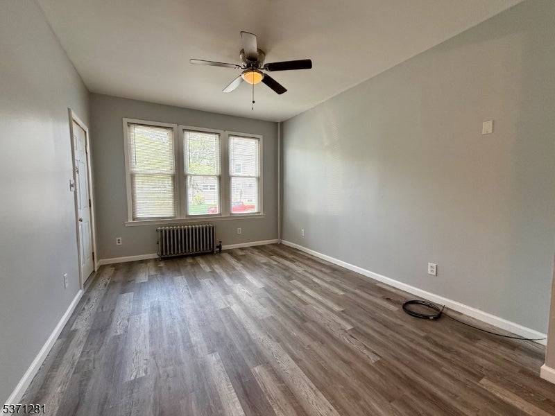 Photo of Listing #3975023