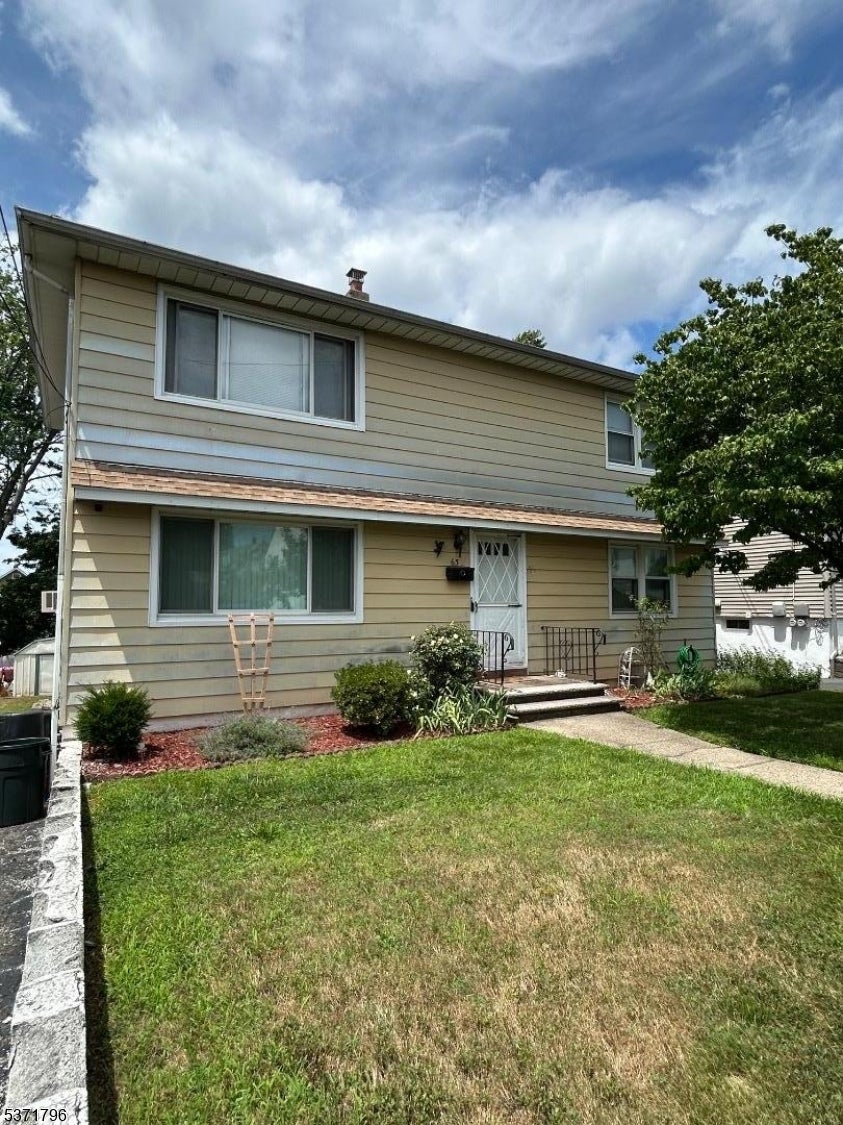 Photo of Listing #3975392