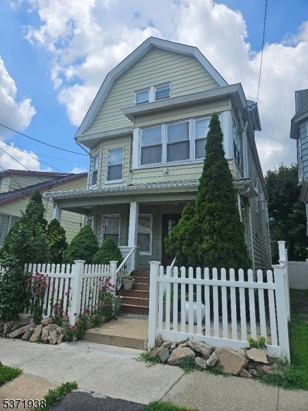 Photo of Listing #3975532