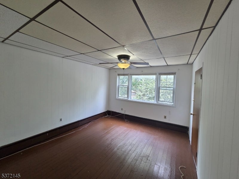 Photo of Listing #3975719