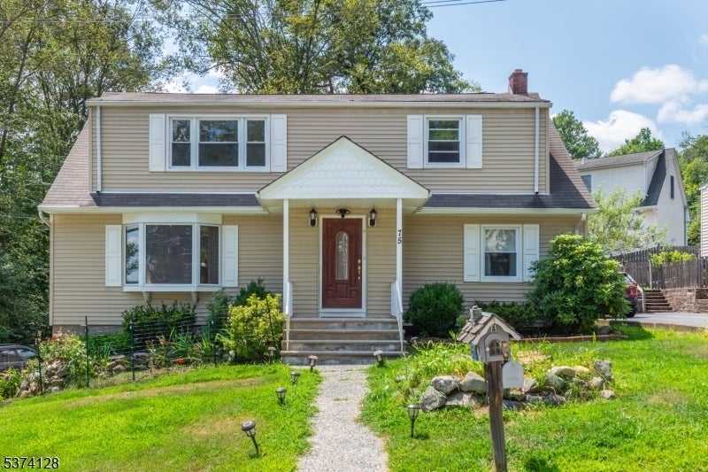 Photo of Listing #3978052