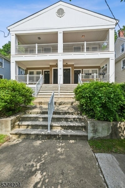 Photo of Listing #3978409