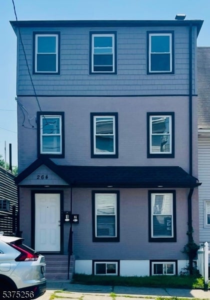 Photo of Listing #3978439