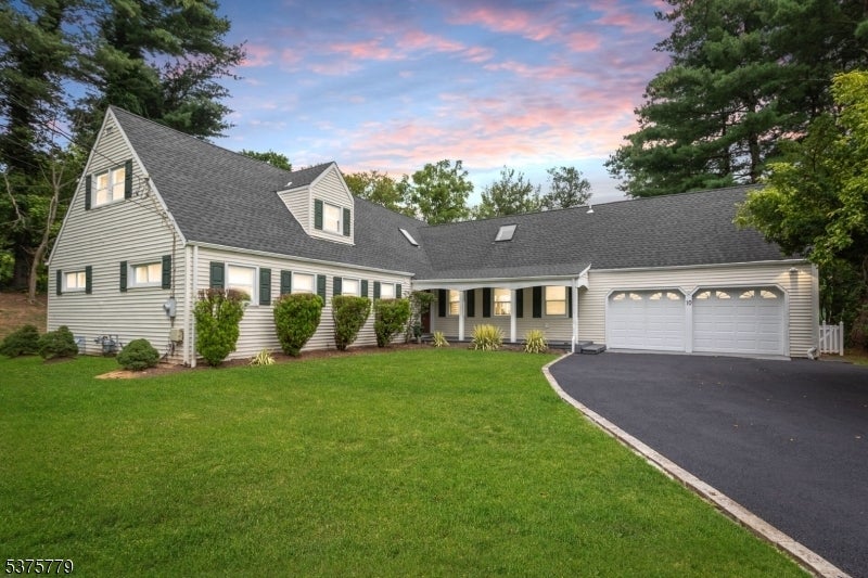 Photo of Listing #3978946