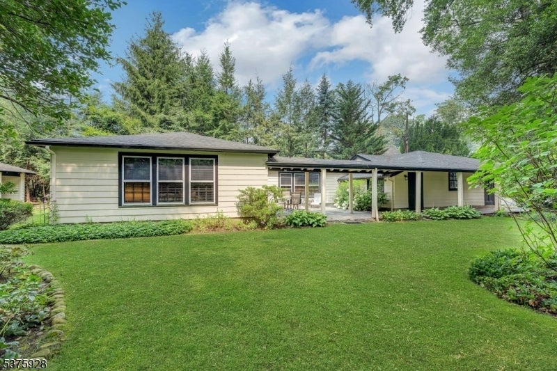 Photo of Listing #3979066