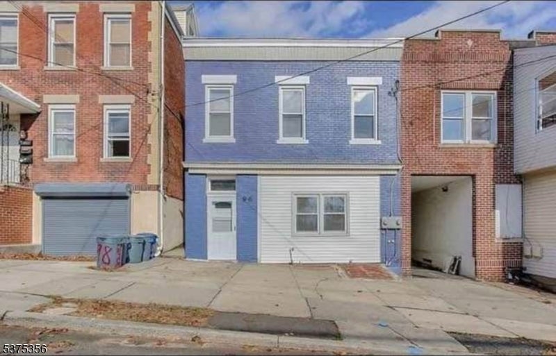 Photo of Listing #3979341