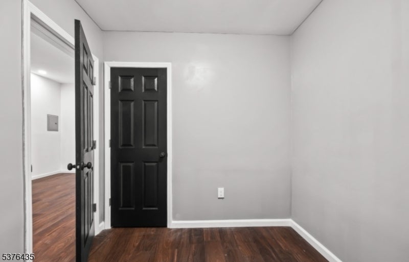 Photo of Listing #3979530