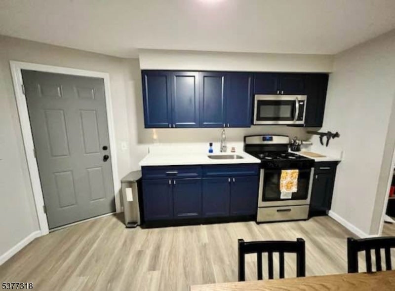 Photo of Listing #3980233