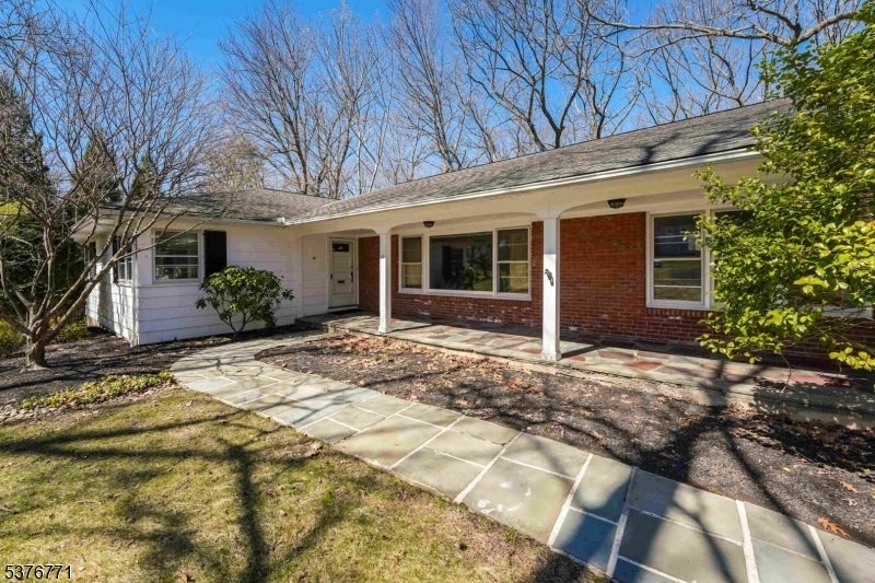 Photo of Listing #3980719