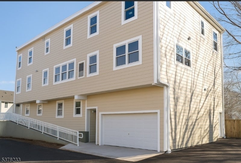 Photo of Listing #3980996
