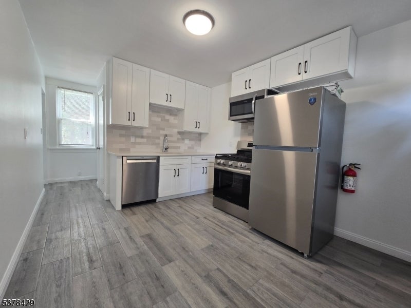 Photo of Listing #3981547