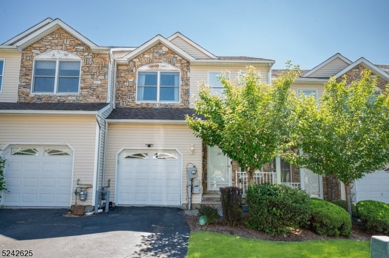 Photo of Listing #3981599