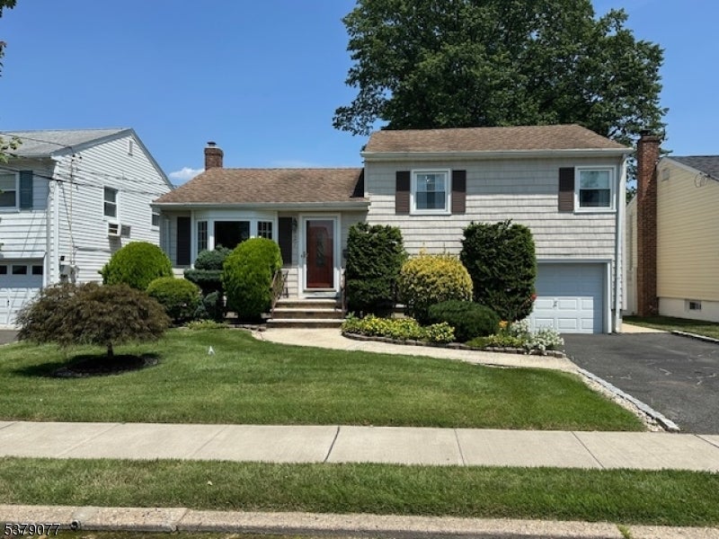 Photo of Listing #3981796