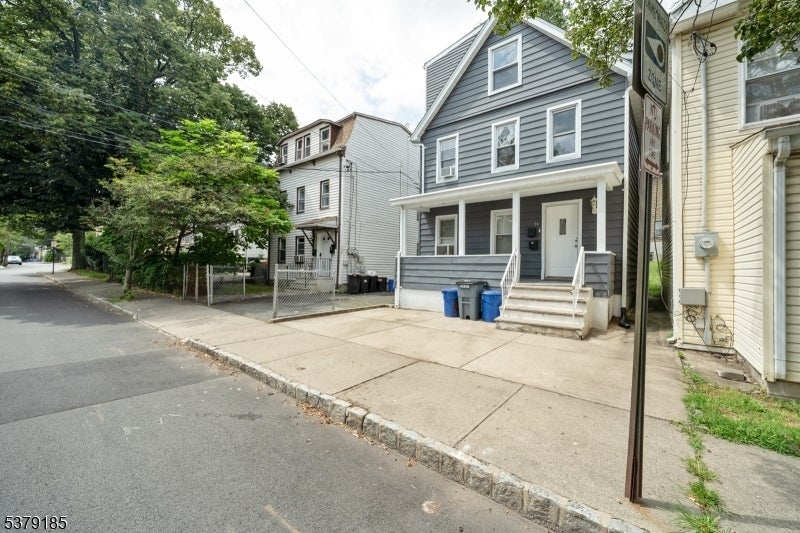 Photo of Listing #3982862