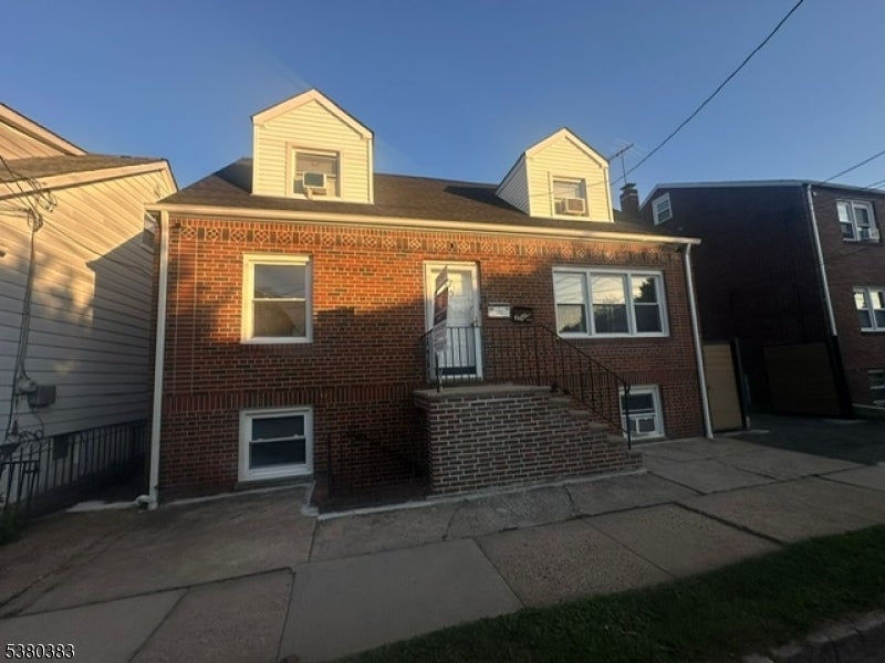 Photo of Listing #3982950