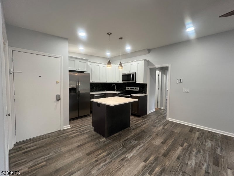 Photo of Listing #3983458