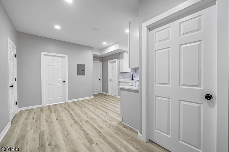 Photo of Listing #3983714