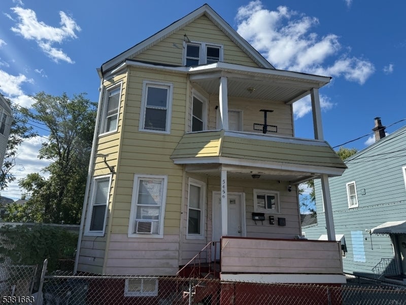 Photo of Listing #3983943