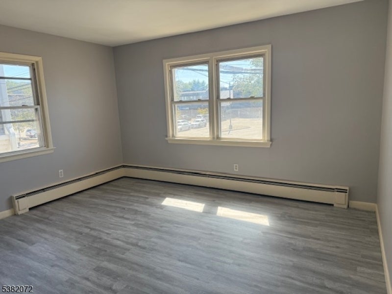 Photo of Listing #3984259