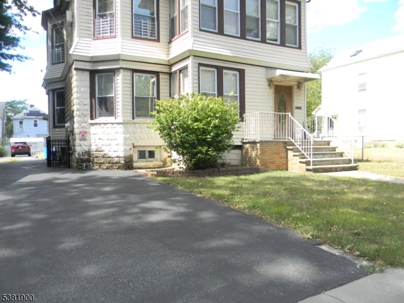 Photo of Listing #3984337