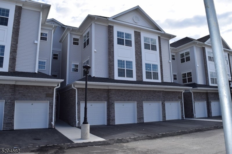 Photo of Listing #3984661