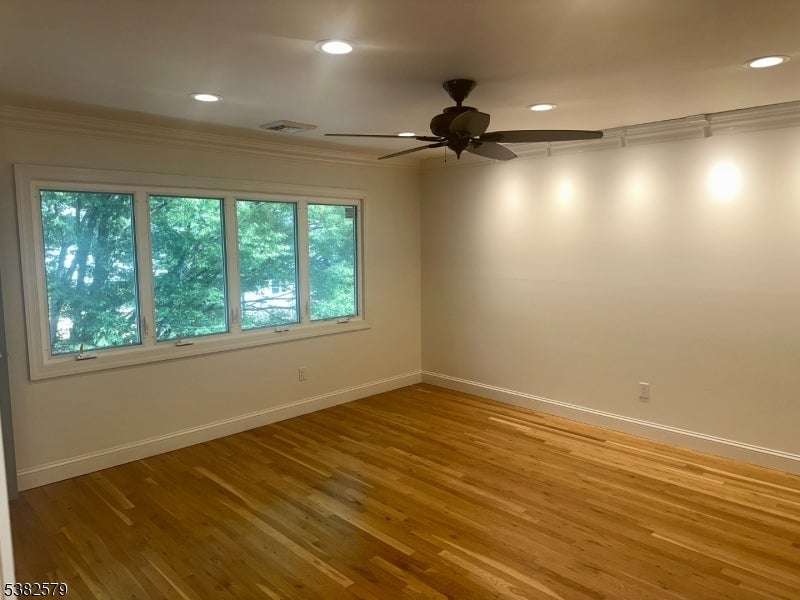 Photo of Listing #3984760