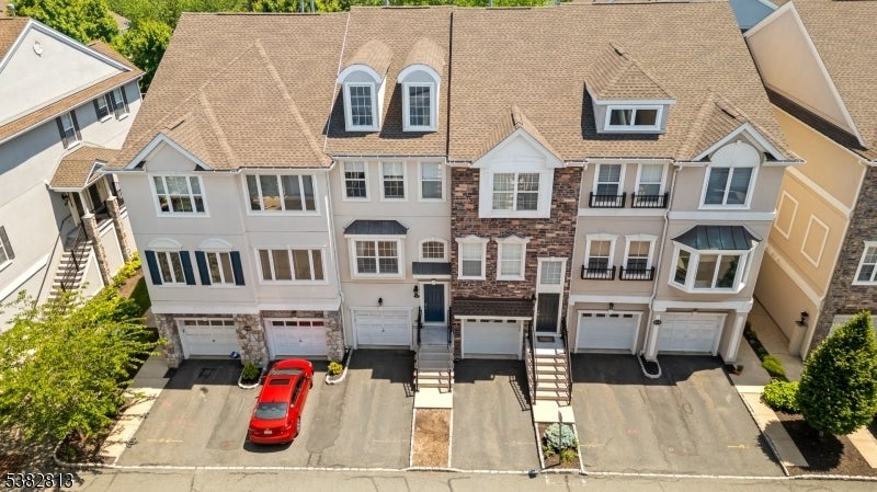 Photo of Listing #3984988