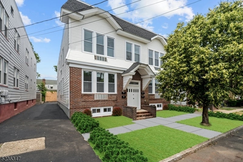 Photo of Listing #3985153