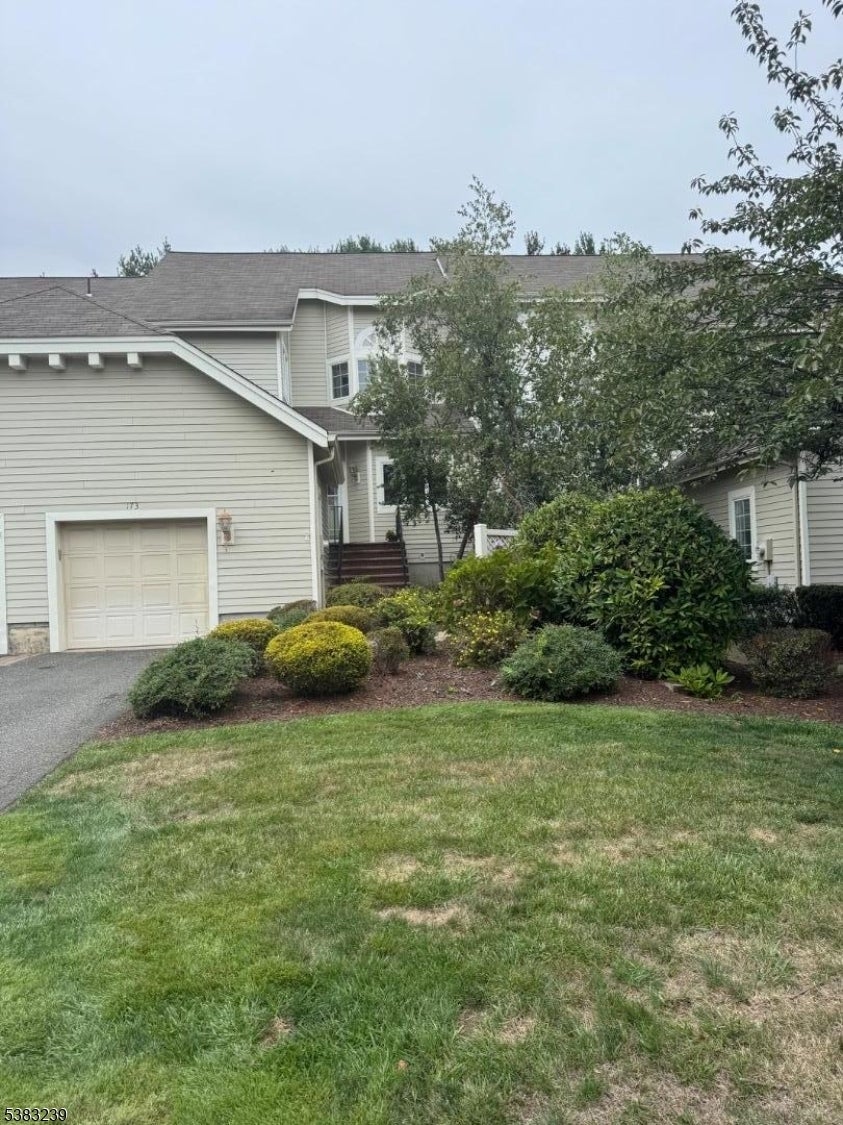 Photo of Listing #3985395