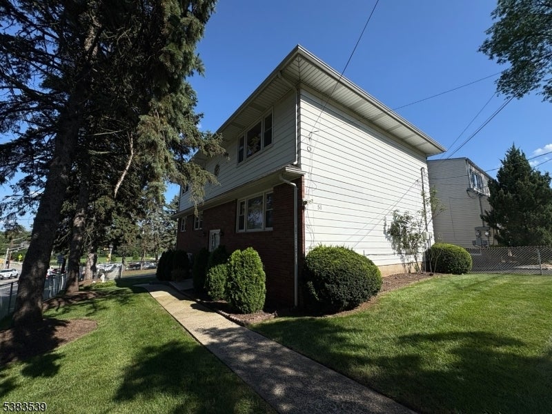 Photo of Listing #3985822