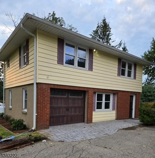 Photo of Listing #3985889