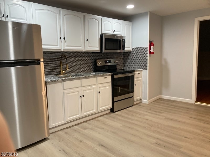 Photo of Listing #3986885