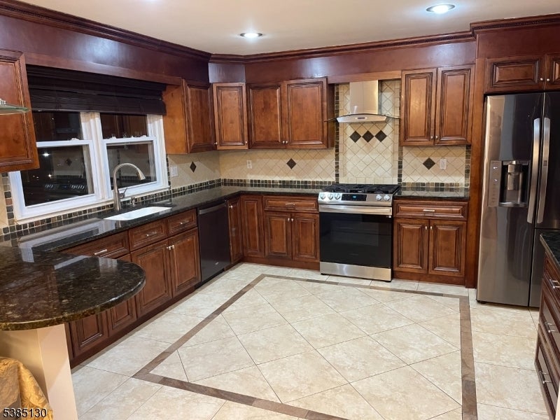 Photo of Listing #3987071