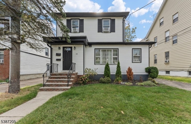 14 Brookwood Dr, Maplewood Twp.