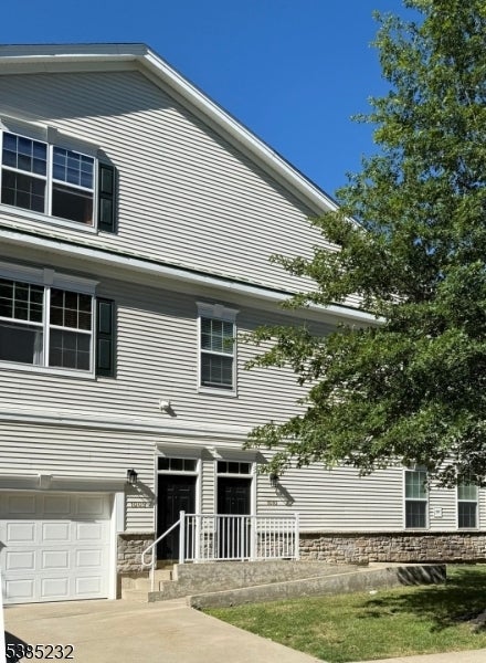 Photo of Listing #3989577