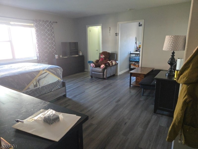 Photo of Listing #3990041