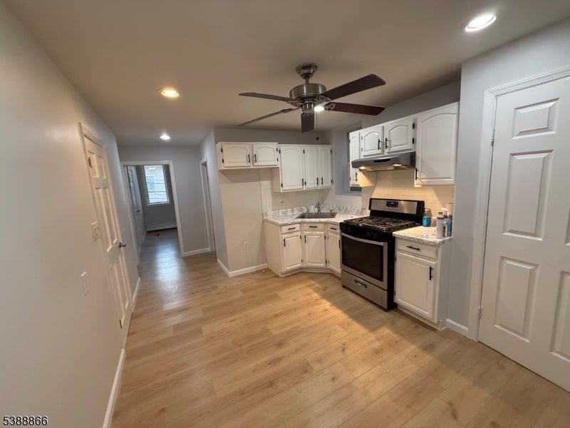 Photo of Listing #3990442