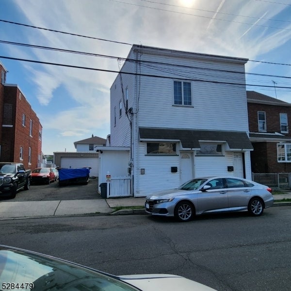 Photo of Listing #3990621