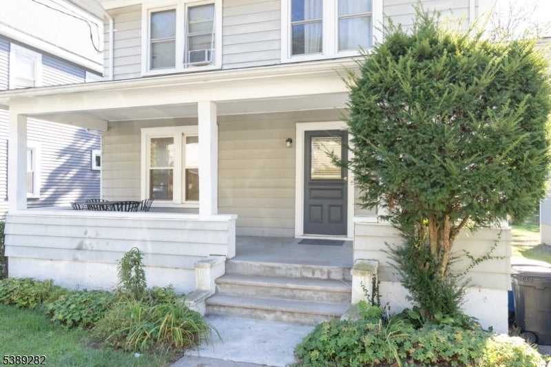 Photo of Listing #3990825