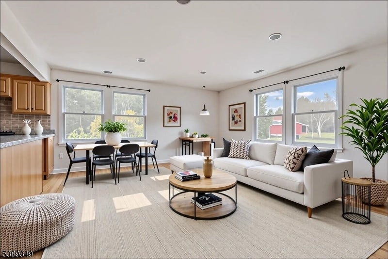 Photo of Listing #3990899