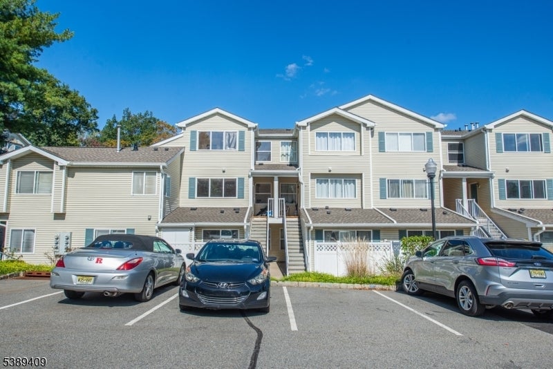 Photo of Listing #3991459