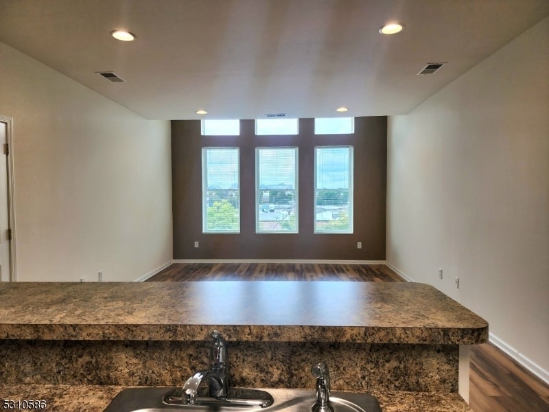 62-64 W Main Street, Somerville Boro