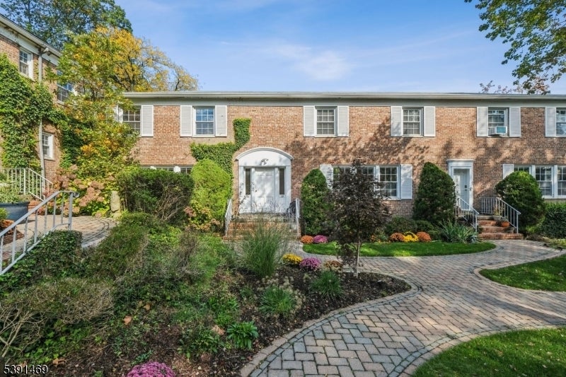 Photo of Listing #3992745