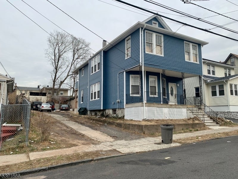 Photo of Listing #3992903