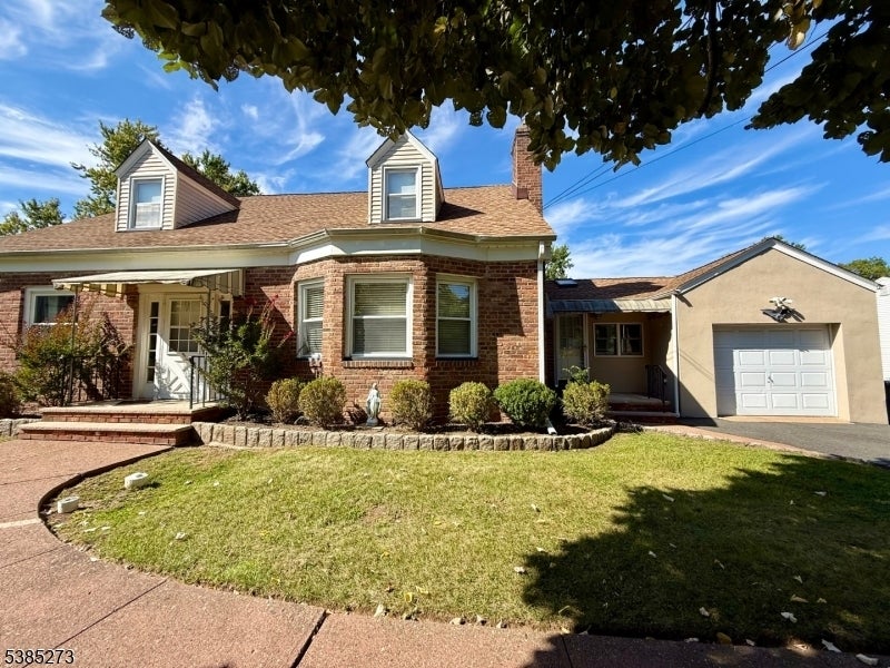 Photo of Listing #3993112