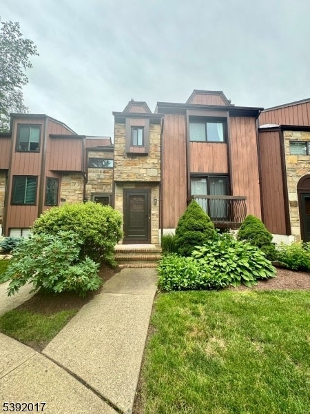 22 Bennington Square, Washington Twp.