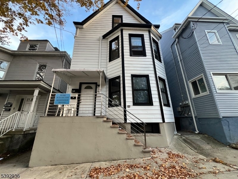 Photo of Listing #3993212